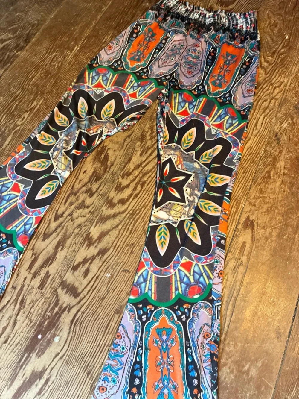 Girls Multicolor Boho Flare Leggings - Picture 2 of 4